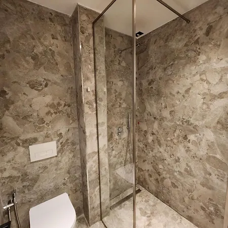 ホテル サマー ドリーム Dhërmi