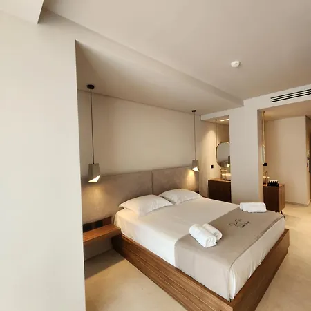 サマー ドリーム ホテル Dhërmi