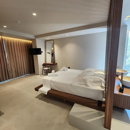 Summer Dream מלון 3*