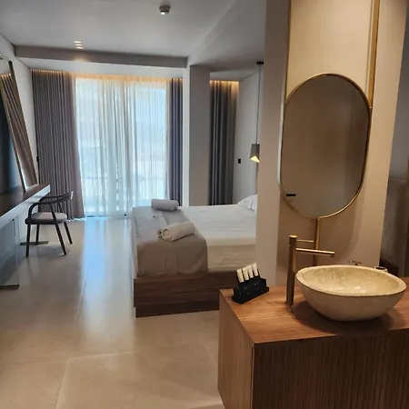 Summer Dream מלון 3*